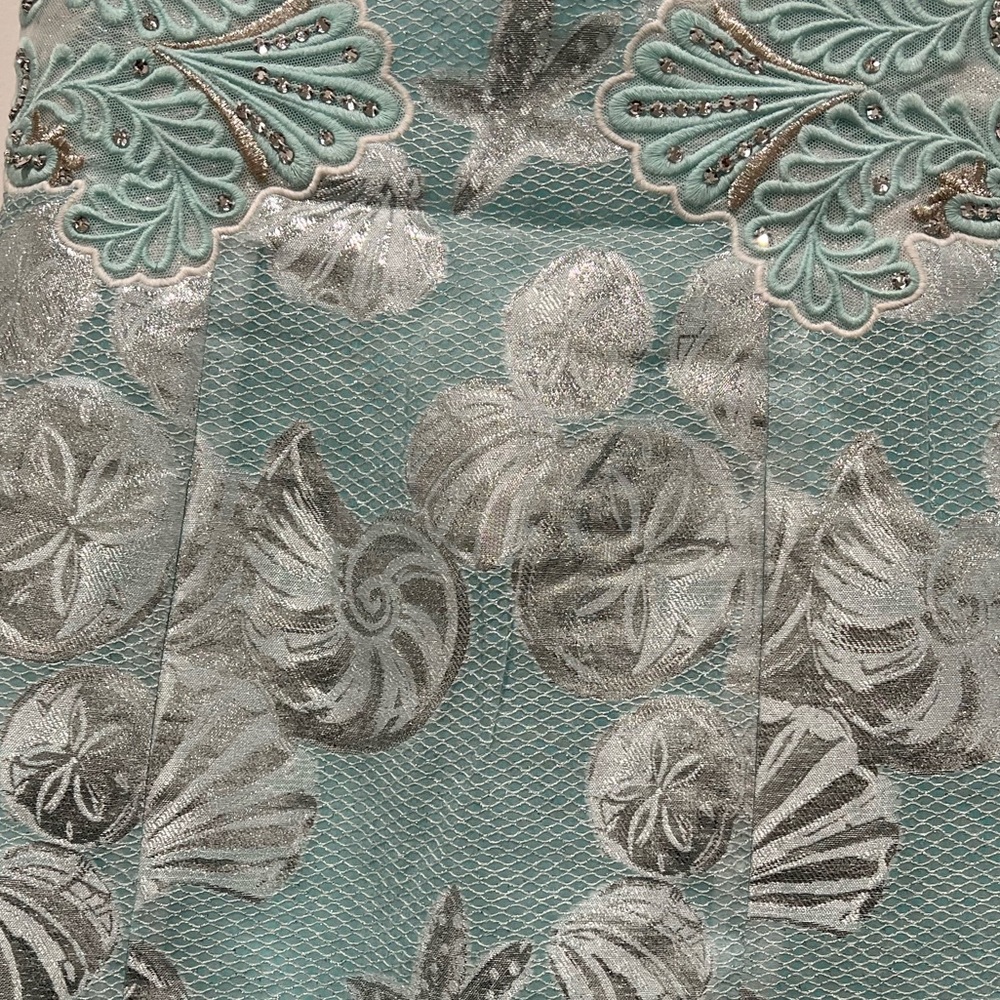 Iilly Pulitzer ice blue silver crystal seashell metallic dress 00 like new - Picture 5 of 5